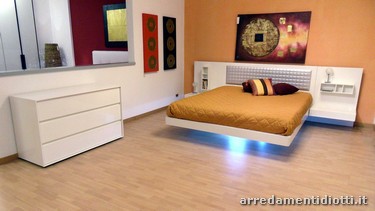 Aladino white floating bed